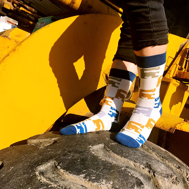>Men’s simple style printed pattern socks breathable